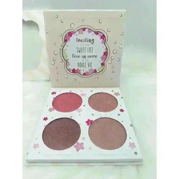 Beauty Bakerie Cotton Candy Champagne Blushlighter Blush Palette - Picture 1 of 5